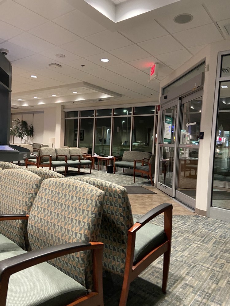 PATIENT FIRST PRIMARY AND URGENT CARE COLONIAL HEIGHTS 37 Reviews