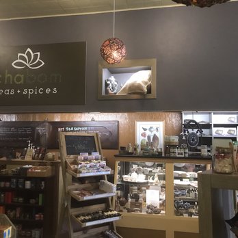Chabom Teas & Spices - Front checkout area. This is also where you bring your chosen jars and the staff bag them up for you by weight. - Herbs & Spices Near Me - Springfield, Missouri