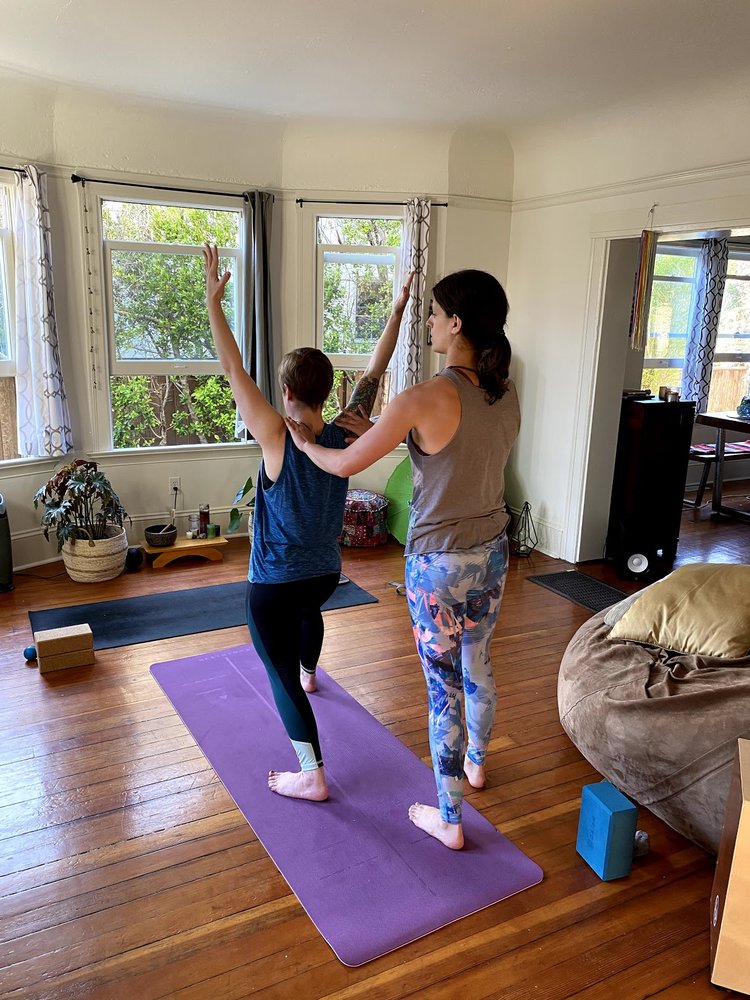 Functional Private Yoga Logo