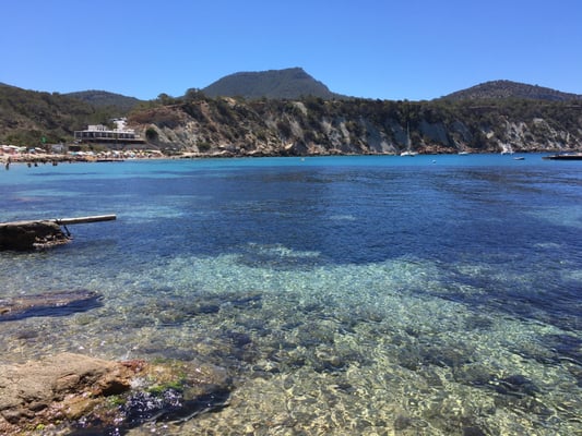 Cala d’Hort by null