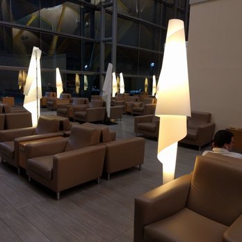 VIP Neptune Terminal 4S - Huge lounge with seating - Airport Lounges Near Me - Madrid, M