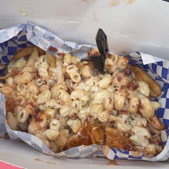 Pete’s Hot Chicken - Fries, chicken, and mac and cheese - Food Trucks Near Me - San Antonio, Texas Pete’s Hot Chicken - Fries, chicken, and mac and cheese - Food Trucks Near Me - San Antonio, Texas