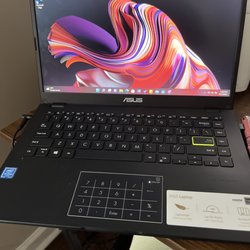 Best Buy - Asus 14" laptop