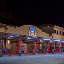 Suds Brothers Express Car Wash - Vacuum stations