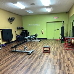 Anytime Fitness - Studio room