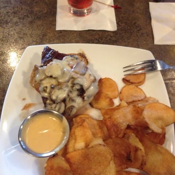 Keg & Cork - Homade chips and cheese sauce for dunkin - New American Near Me - Casper, Wyoming