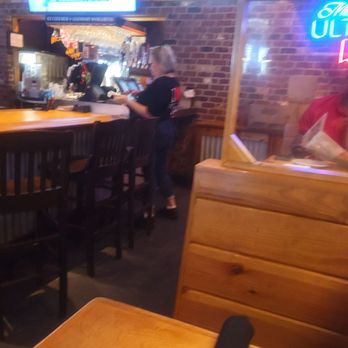 Texas Roadhouse - The server who needed a mask  or cover her coughs - American Near Me - Nottingham, Maryland