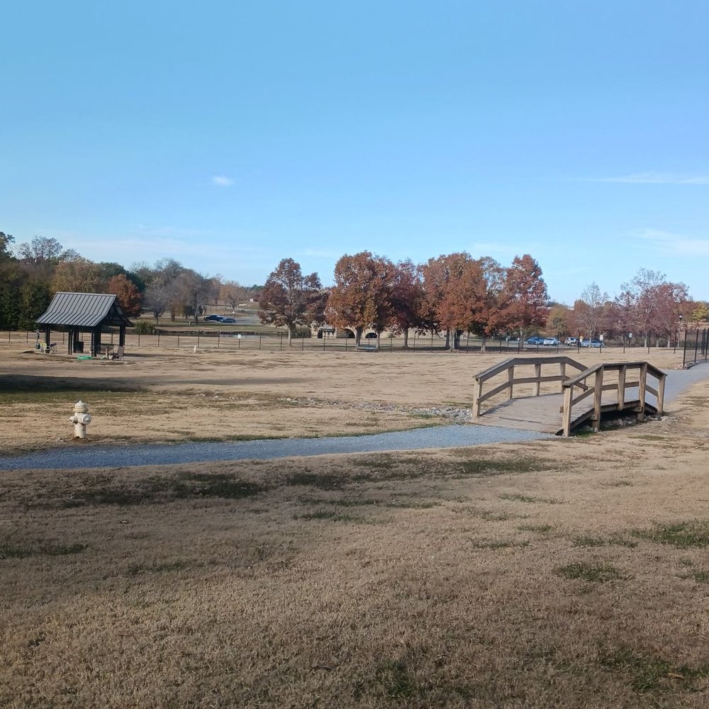 Hannah Daye Ridling Bark Park - One of the bridges and part of the track and that shade structure over in the back - Dog Parks Near Me - Montgomery, Alabama Hannah Daye Ridling Bark Park - One of the bridges and part of the track and that shade structure over in the back - Dog Parks Near Me - Montgomery, Alabama