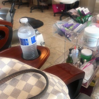 Nailtini - Greeted with Bottle Water and courtesy ! - Nail Salons Near Me - Morris Plains, New Jersey