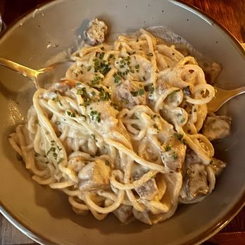 Poeta - Carbonara - Italian Near Me - Austin, Texas