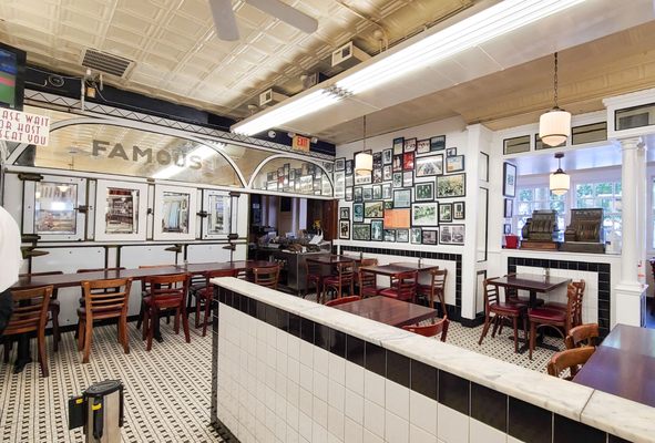 Famous 4th Street Delicatessen by null