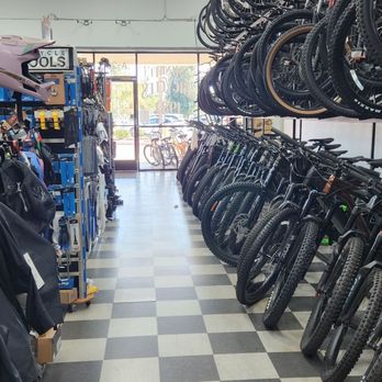 Menifee Bicycles - Bikes Near Me - Menifee, California