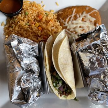 Cantina's Mexican Kitchen - Carne asada tacos - Mexican Near Me - Clermont, Florida
