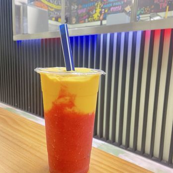 Juice Box - Strawberry mango smoothie - Juice Bars & Smoothies Near Me - Dearborn, Michigan Juice Box - Strawberry mango smoothie - Juice Bars & Smoothies Near Me - Dearborn, Michigan