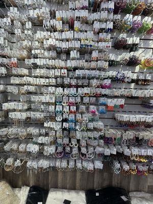 SW Trading Accessory Plaza by null