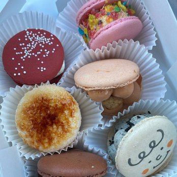 Oh Honey Macaron - Assorted box of 6 - Cafes Near Me - Mountain View, California