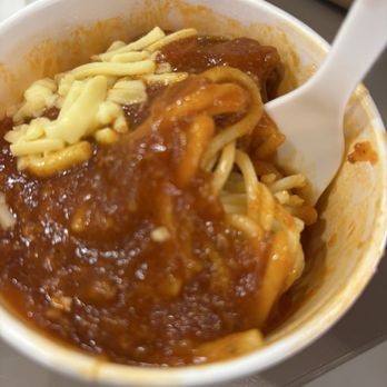 Jollibee - Jolly Spaghetti - Fast Food Near Me - Chicago, Illinois Jollibee - Jolly Spaghetti - Fast Food Near Me - Chicago, Illinois