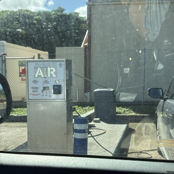 Hele - Thankfully this hele in Haleiwa is the only station with air and vacuum. Bonus they take credit card so no need coins. - Gas Stations Near Me - Haleiwa, Hawaii Hele - Thankfully this hele in Haleiwa is the only station with air and vacuum. Bonus they take credit card so no need coins. - Gas Stations Near Me - Haleiwa, Hawaii
