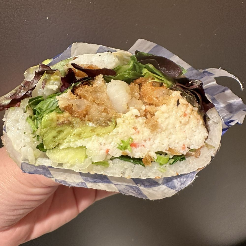 Chipotle Shrimp Totorrito that was supposed to come with chipotle sauce and onion sauce, but it had NONE. Dry sushi burrito. Not great. Chipotle Shrimp Totorrito that was supposed to come with chipotle sauce and onion sauce, but it had NONE. Dry sushi burrito. Not great.