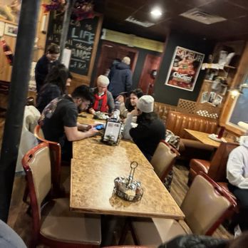 Burt's Place - Inside - Pizza Near Me - Morton Grove, Illinois