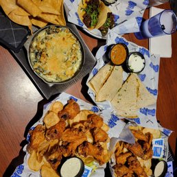 Happy hour food