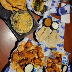 Big Al's - Happy hour food