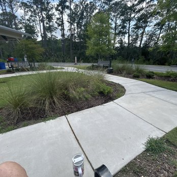 White Horse Auto Wash - Nice sitting area outside with three benches and two smokeless ashtrays and a trashcan! - Car Wash Near Me - Mount Pleasant, South Carolina White Horse Auto Wash - Nice sitting area outside with three benches and two smokeless ashtrays and a trashcan! - Car Wash Near Me - Mount Pleasant, South Carolina
