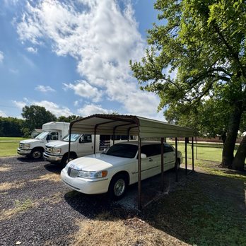 Texoma Transportation - Limos Near Me - Lindsay, Oklahoma Texoma Transportation - Limos Near Me - Lindsay, Oklahoma