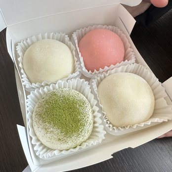 Savorology Artisan Bakery - Mochi icecream - Desserts Near Me - Toronto, Ontario Savorology Artisan Bakery - Mochi icecream - Desserts Near Me - Toronto, Ontario