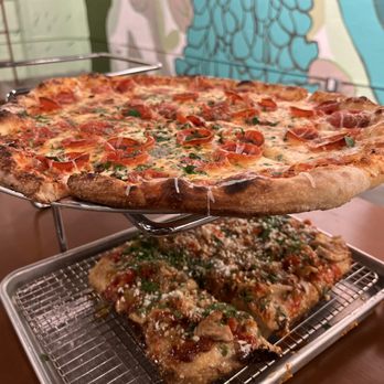 Fieldwork Brewing - Pepperoni and a Detroit style with chicken and mushrooms - Pizza Near Me - San Leandro, California