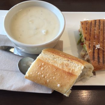 Panera Bread - Clam chowder soup and a chicken sandwich - Salad Near Me - Las Vegas, Nevada Panera Bread - Clam chowder soup and a chicken sandwich - Salad Near Me - Las Vegas, Nevada