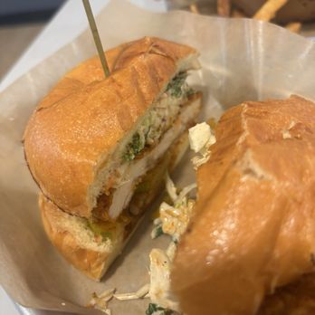 Lovebird - Chicken Shop Near Me - Newtown, Pennsylvania