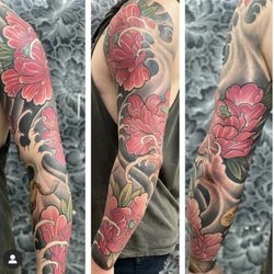 Borderline Tattoos & Body Piercing - Sleeve by Tim