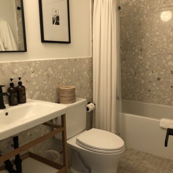 The Pearl Hotel - San Diego, CA