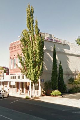 Downtown Salem Liquor Store