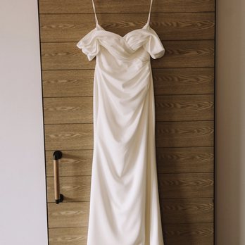 The Tailor - Sewing & Alterations Near Me - Los Angeles, California