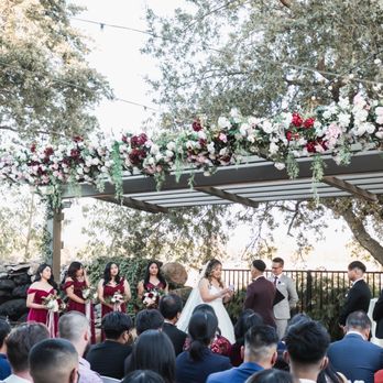 Amour Florist  - Wedding Planning Near Me - Elk Grove, California
