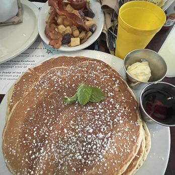 Kensington Cafe - Breakfast & Brunch Near Me - San Diego, California Kensington Cafe - Breakfast & Brunch Near Me - San Diego, California