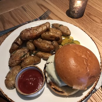 Small Batch - Kids cheeseburger - New American Near Me - Garden City, New York Small Batch - Kids cheeseburger - New American Near Me - Garden City, New York
