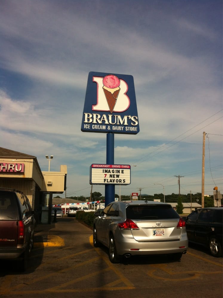 BRAUM’S ICE CREAM & DAIRY STORES Updated September 2024 19 Reviews 807 E Downing St