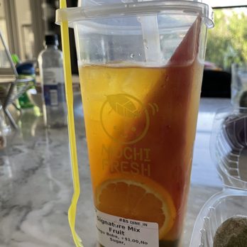Mochi Fresh - Signature Mix Fruit Tea - Desserts Near Me - Tempe, Arizona