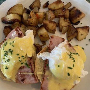 Colette - Eggs Benedict - Breakfast & Brunch Near Me - Pasadena, California