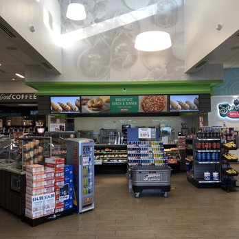 RaceTrac - Gas Stations Near Me - Largo, Florida