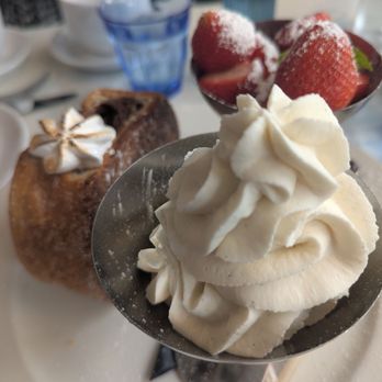 Little Frenchie - Hot chocolate with strawberries and croissant - French Near Me - Coronado, California Little Frenchie - Hot chocolate with strawberries and croissant - French Near Me - Coronado, California