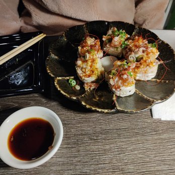 Rice - Lobster roll, delicate yet complex. Worth getting multiple times. - Japanese Near Me - Manhattan Beach, California Rice - Lobster roll, delicate yet complex. Worth getting multiple times. - Japanese Near Me - Manhattan Beach, California