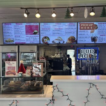 YES! Cafe - Menú and kitchen view - Breakfast & Brunch Near Me - Miami Beach, Florida YES! Cafe - Menú and kitchen view - Breakfast & Brunch Near Me - Miami Beach, Florida