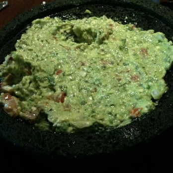 Barbacoa Grill - Table guacamole - Steakhouses Near Me - Boise, Idaho