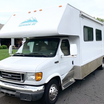 NOMADS RV - 2005 Ford FourWinds 31ft. - RV Rental Near Me - Newtown Square, Pennsylvania NOMADS RV - 2005 Ford FourWinds 31ft. - RV Rental Near Me - Newtown Square, Pennsylvania