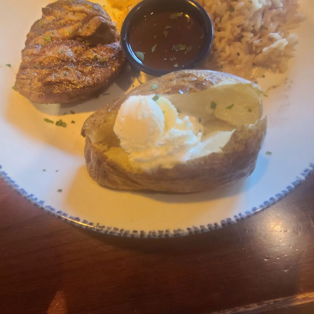 Red Lobster - 6oz filet mignon,  rice, and  baked potato. - Seafood Near Me - Bronx, New York