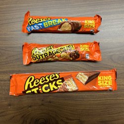 Walmart Neighborhood Market - REESE'S Candy Bars.
